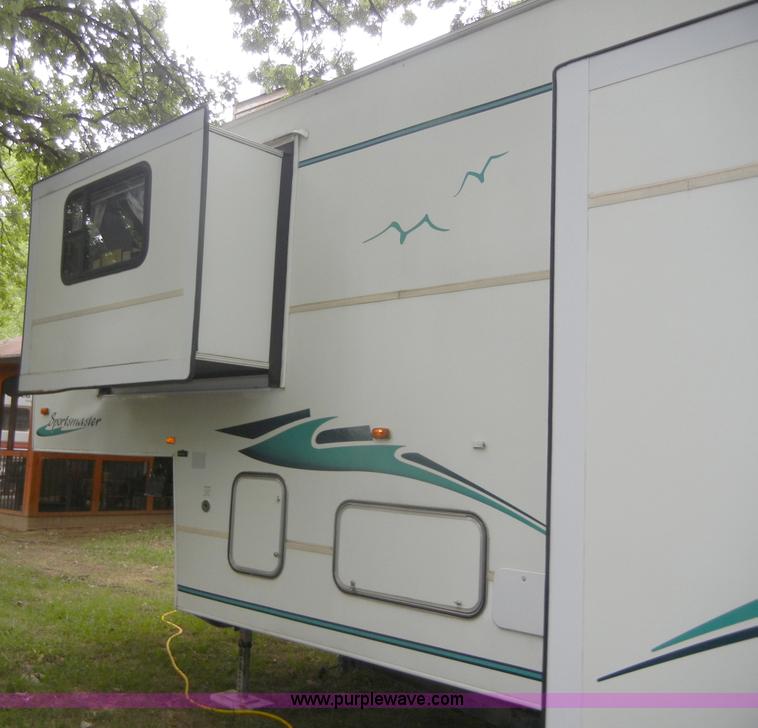 image for item D9501 1997 Sportsman 315F 31.5' camper