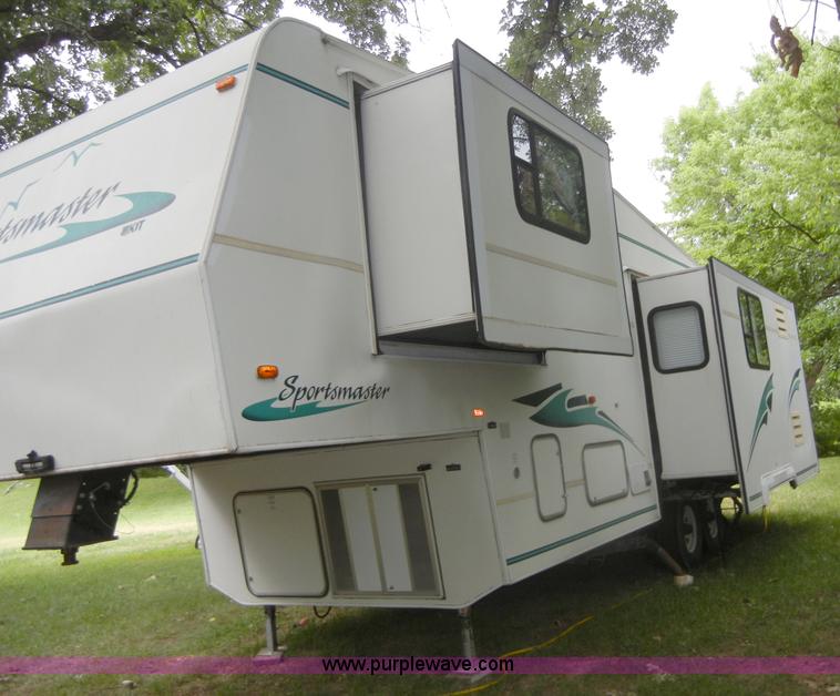 image for item D9501 1997 Sportsman 315F 31.5' camper