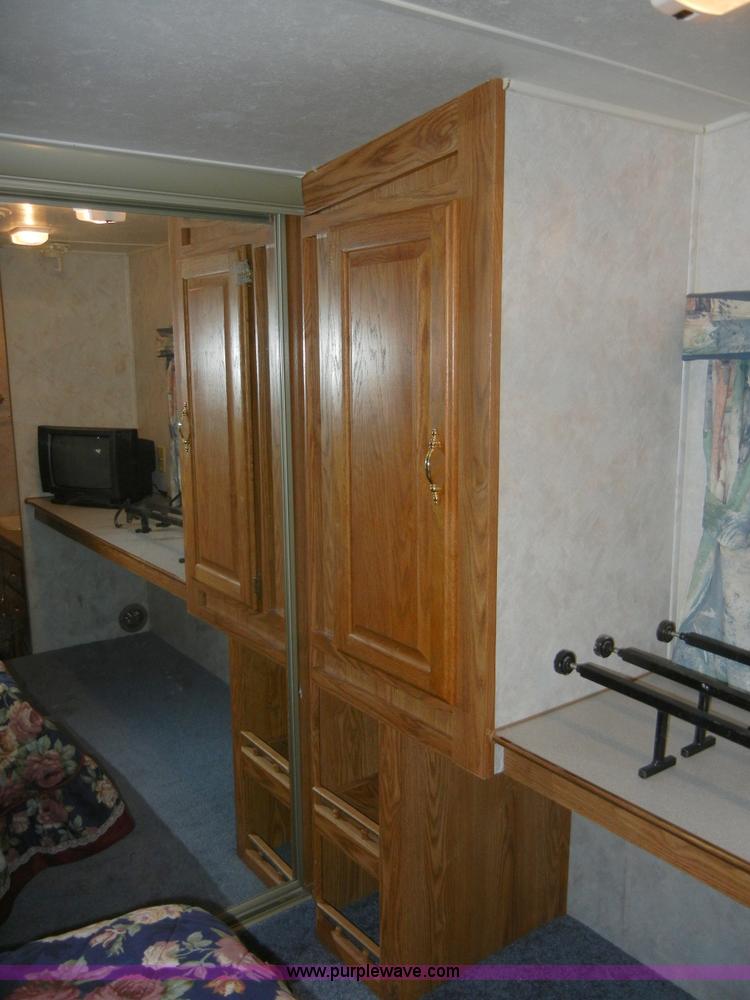 image for item D9501 1997 Sportsman 315F 31.5' camper