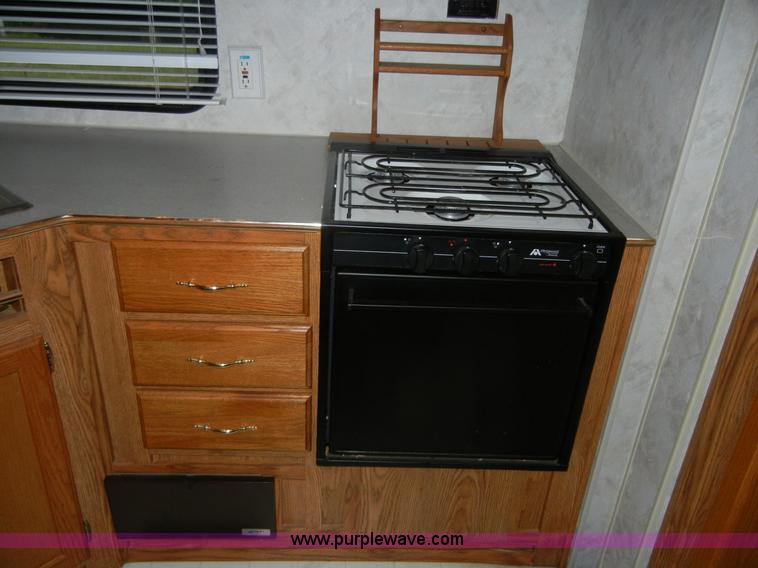 image for item D9501 1997 Sportsman 315F 31.5' camper