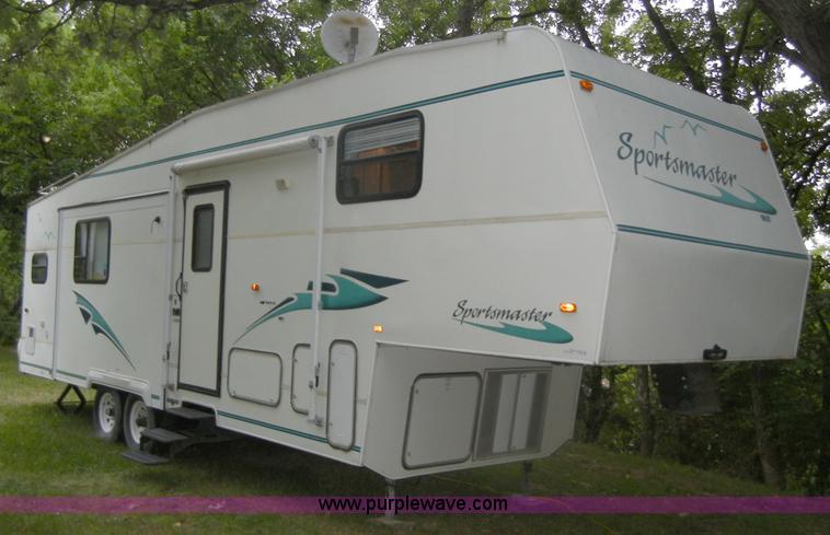 image for item D9501 1997 Sportsman 315F 31.5' camper