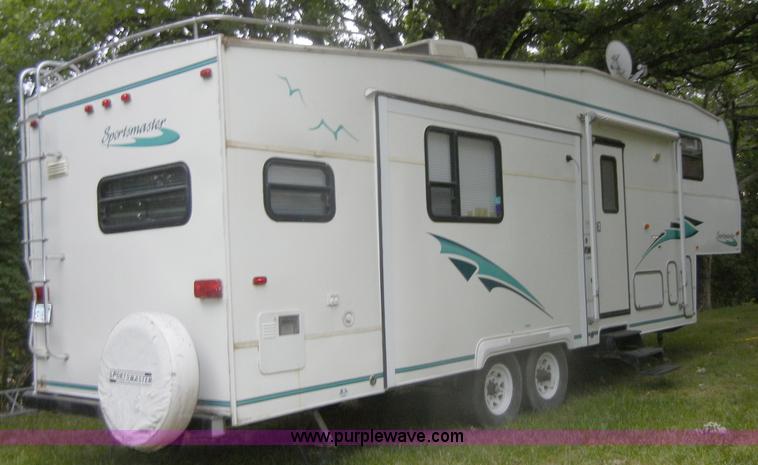 image for item D9501 1997 Sportsman 315F 31.5' camper