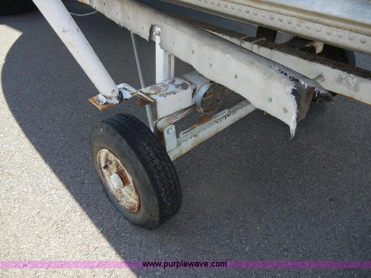 image for item D9642 14' boat with trailer