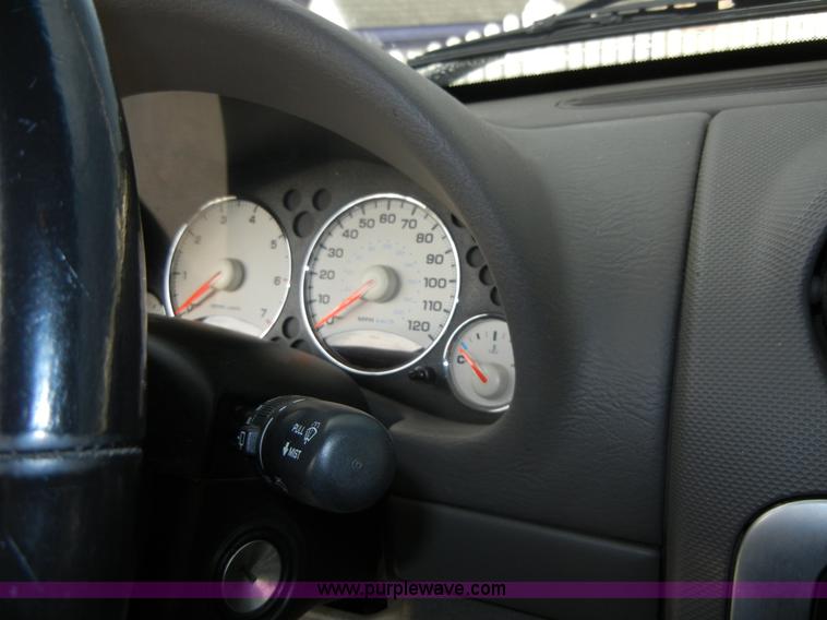 image for item D9643 2004 Jeep Liberty Limited SUV