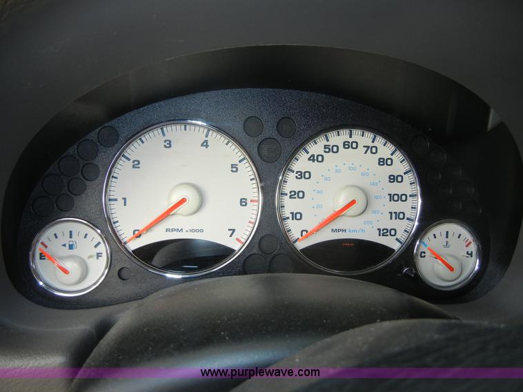 image for item D9643 2004 Jeep Liberty Limited SUV