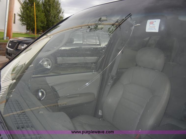 image for item D9643 2004 Jeep Liberty Limited SUV