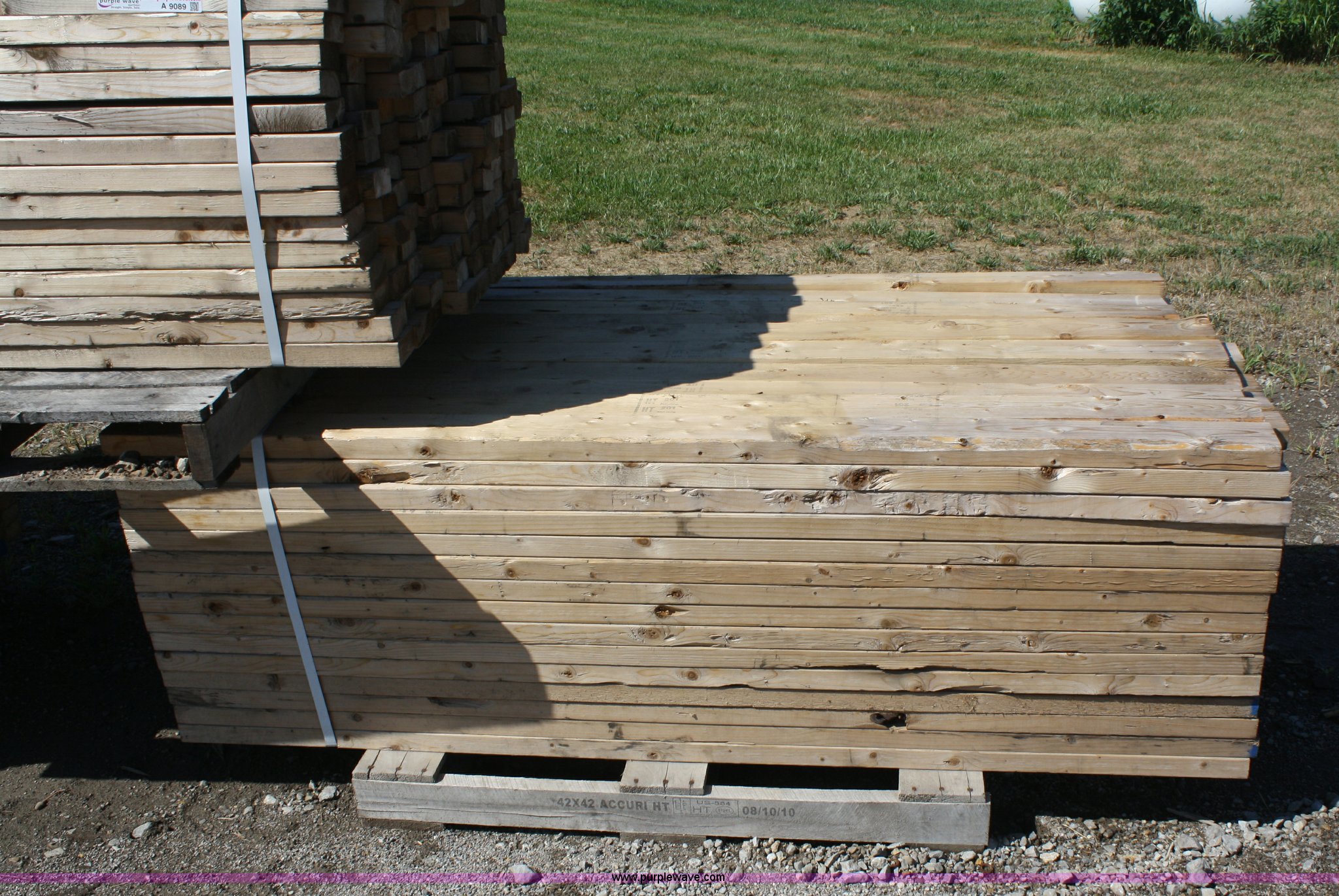 (6) pallets of 6'L 2x4 timbers in Topeka, KS Item A9089 sold Purple