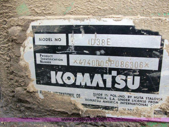 image for item A1203 2000 Komatsu D38E dozer
