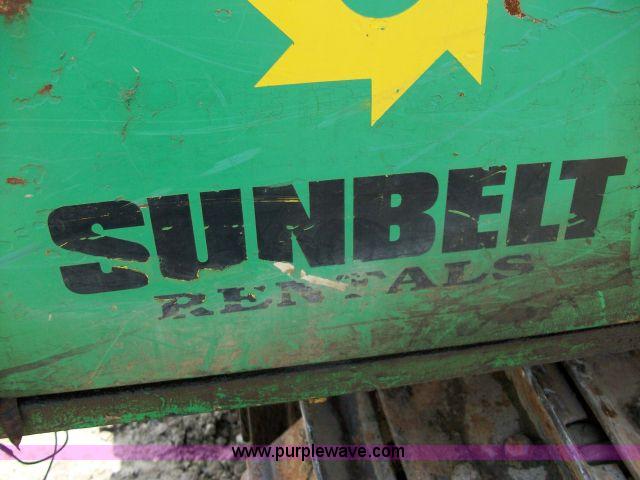 image for item A1203 2000 Komatsu D38E dozer