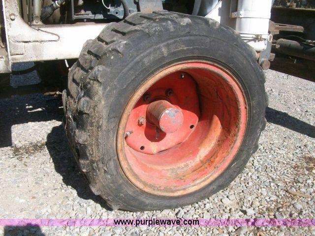 image for item A1206 1989 Bobcat 3023 trencher