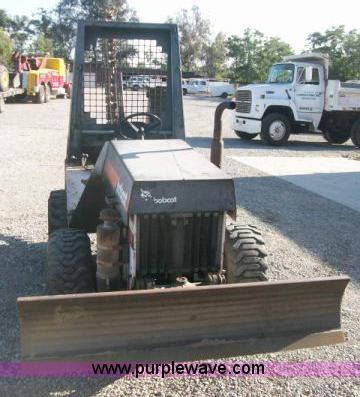 image for item A1207 1990 Bobcat 3023 trencher