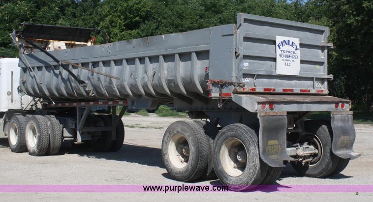 image for item A2140 1970 Hobbs 27' end dump trailer