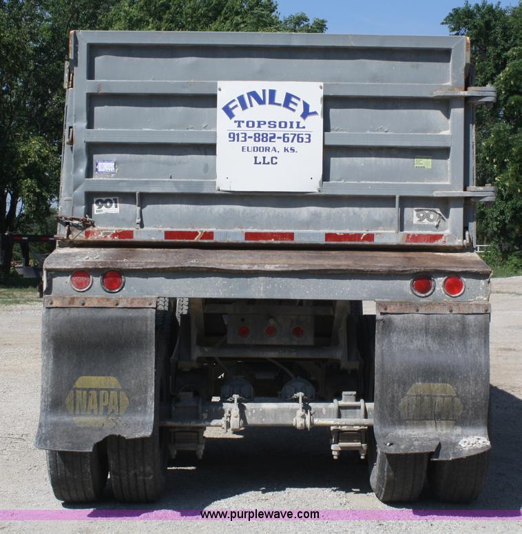 image for item A2140 1970 Hobbs 27' end dump trailer