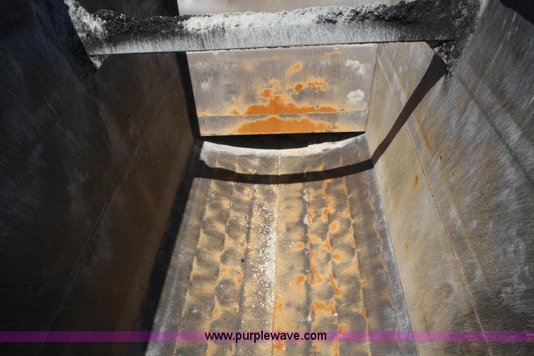 image for item A2147 1995 Trail King belly dump trailer