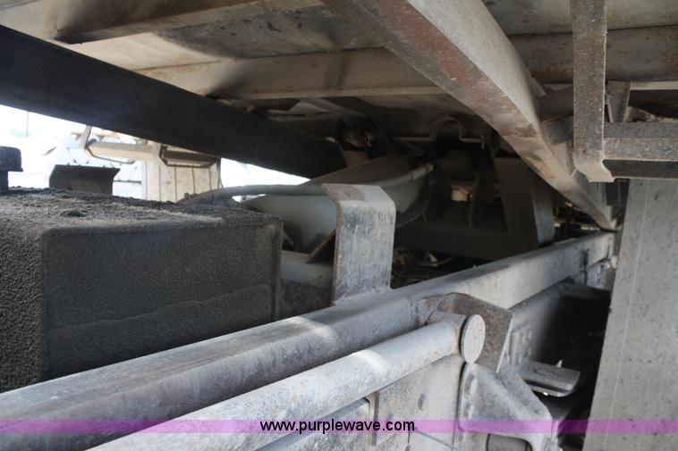 image for item A2181 1993 Chevrolet Kodiak dump truck