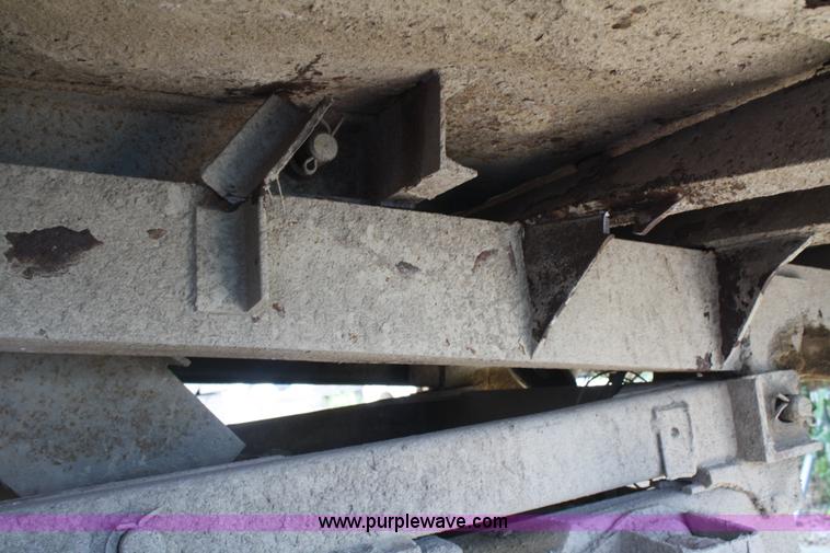 image for item A2181 1993 Chevrolet Kodiak dump truck