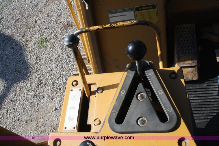 image for item A2195 1993 Caterpillar 963 track loader