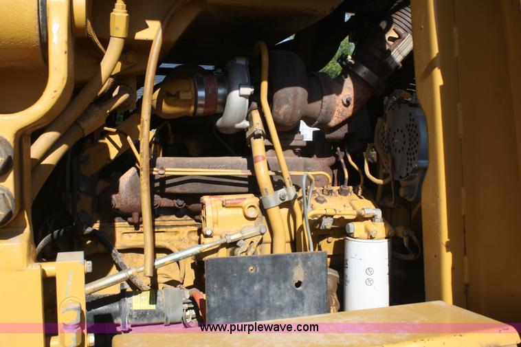 image for item A2195 1993 Caterpillar 963 track loader