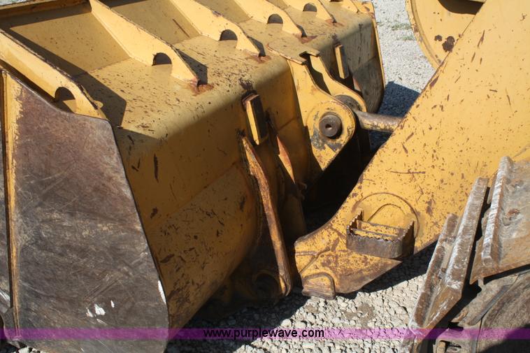 image for item A2195 1993 Caterpillar 963 track loader