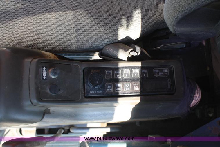 image for item A2198 1996 Hitachi EX400LC-3C excavator