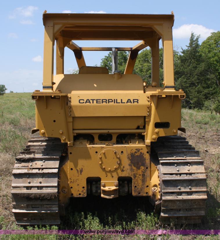 image for item A2200 1973 Caterpillar D7F dozer