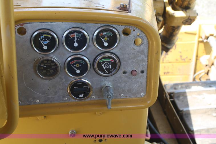 image for item A2200 1973 Caterpillar D7F dozer