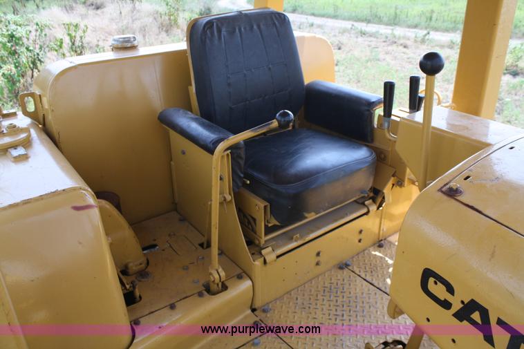 image for item A2200 1973 Caterpillar D7F dozer