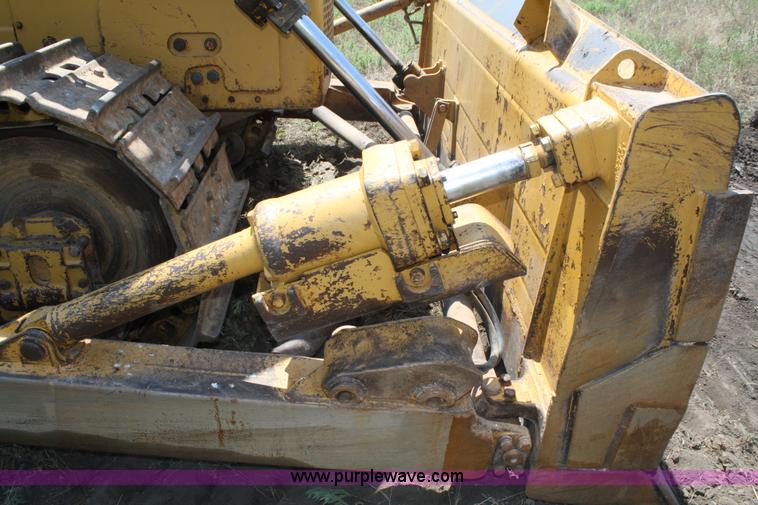 image for item A2200 1973 Caterpillar D7F dozer