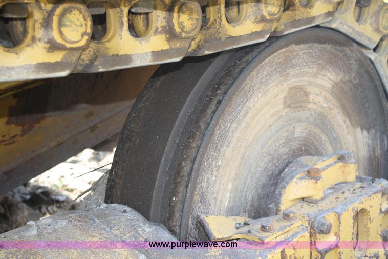 image for item A2200 1973 Caterpillar D7F dozer