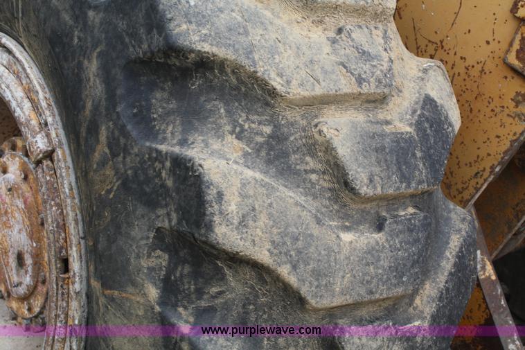 image for item A2203 Fiat-Allis 645B wheel loader