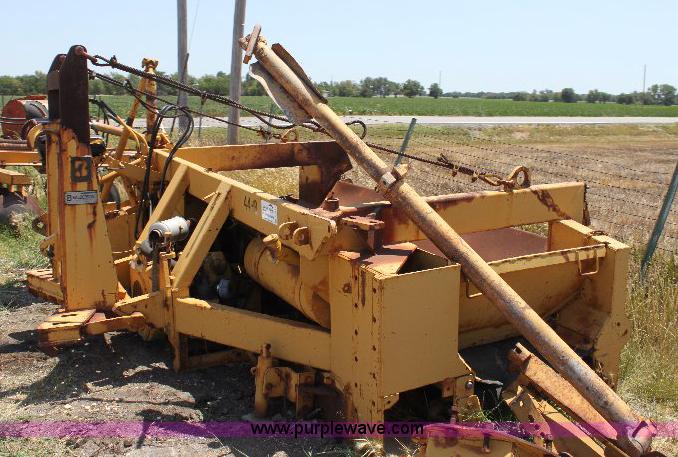 image for item A2562 Ulrich BLS110 shoulder widening machine
