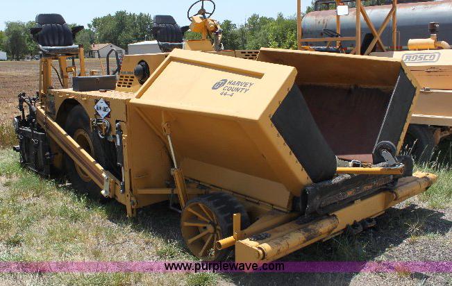 image for item A2563 1989 Blaw-Knox PF150 paver