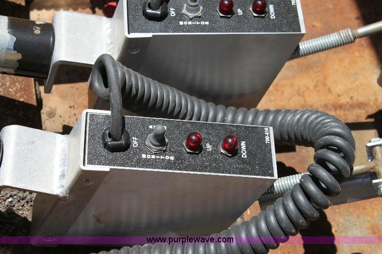 image for item A2563 1989 Blaw-Knox PF150 paver