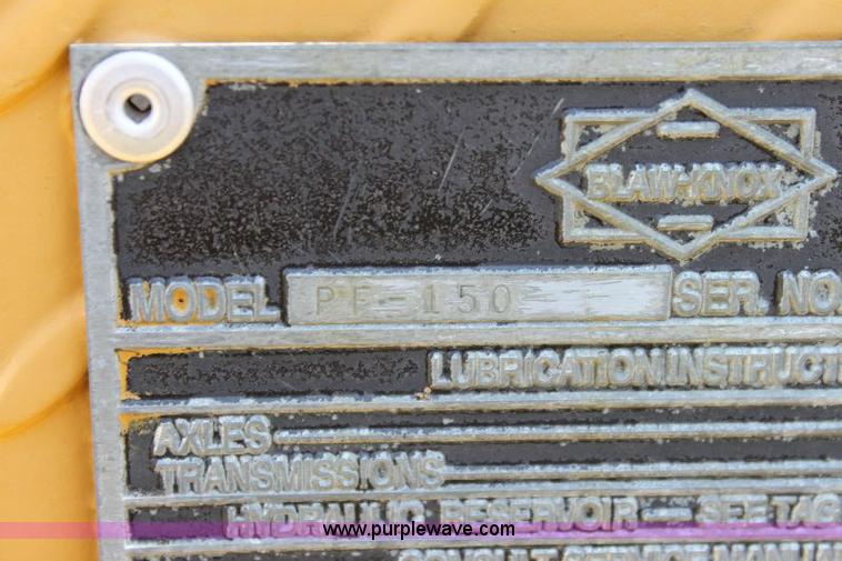 image for item A2563 1989 Blaw-Knox PF150 paver