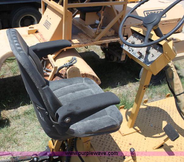 image for item A2563 1989 Blaw-Knox PF150 paver