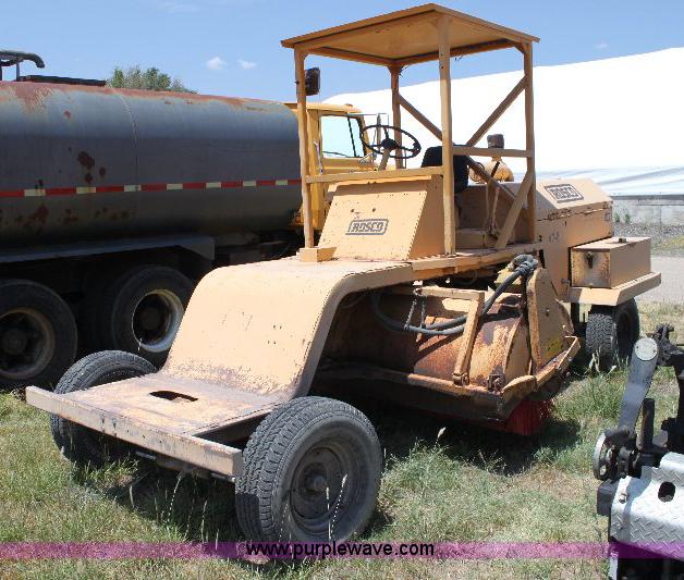 image for item A2564 1990 Rosco RB38 power broom