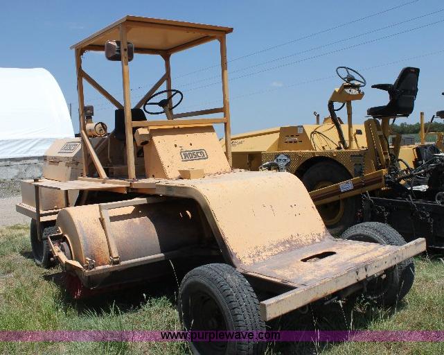 image for item A2564 1990 Rosco RB38 power broom