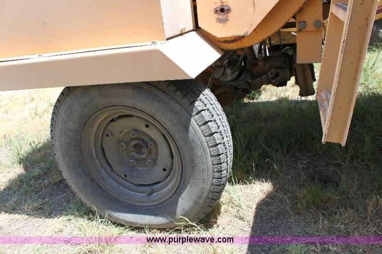 image for item A2564 1990 Rosco RB38 power broom