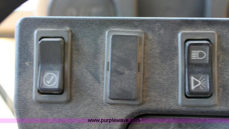 image for item A2580 1995 Caterpillar 140H motor grader