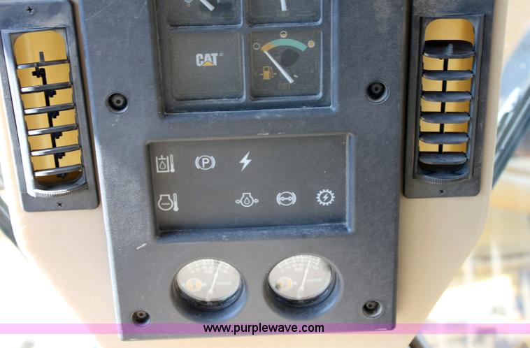 image for item A2580 1995 Caterpillar 140H motor grader