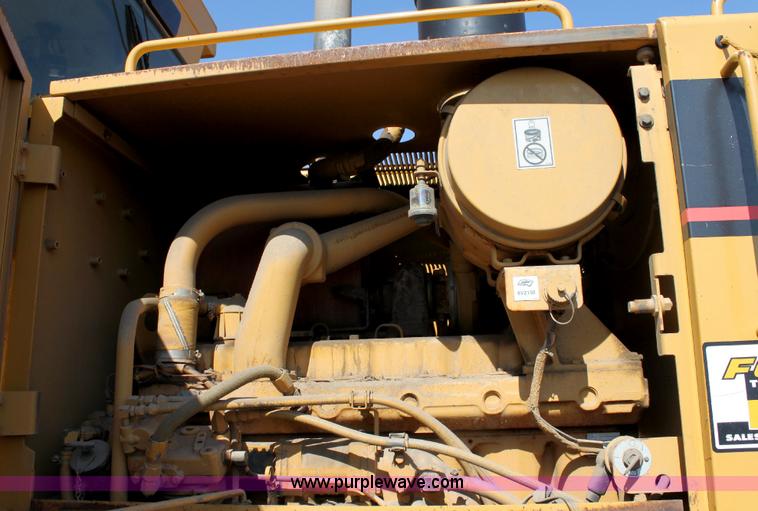 image for item A2580 1995 Caterpillar 140H motor grader