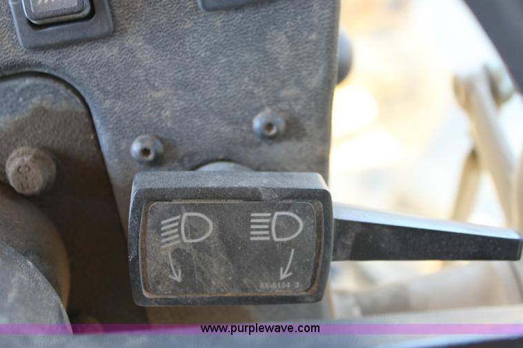 image for item A2581 2000 Caterpillar 140H motor grader