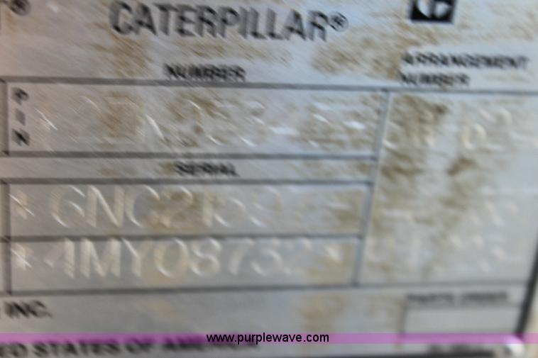 image for item A2581 2000 Caterpillar 140H motor grader