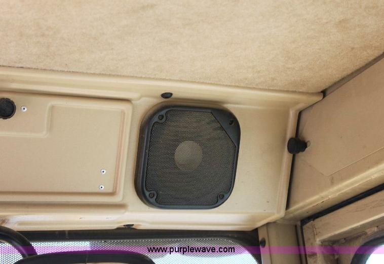 image for item A2682 2001 Caterpillar 140H motor grader