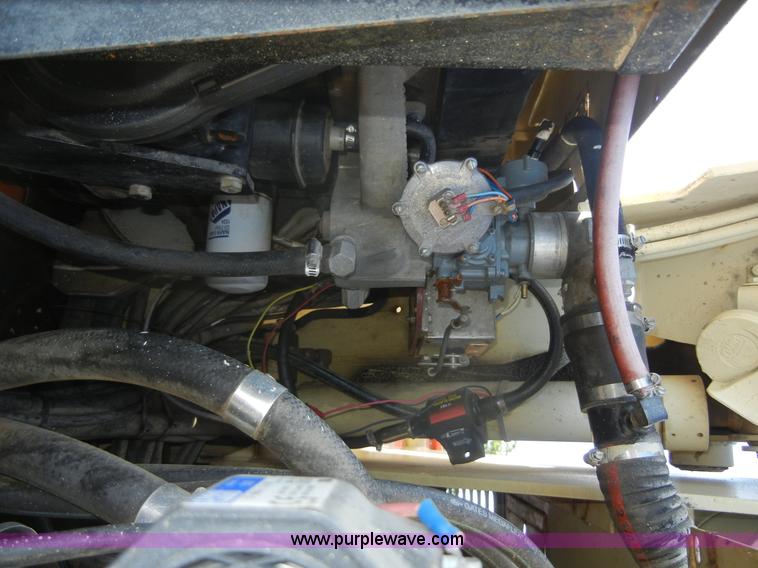 image for item A3075 1999 JLG 40H lift