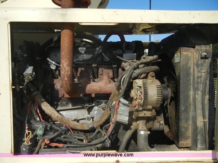 image for item A3075 1999 JLG 40H lift