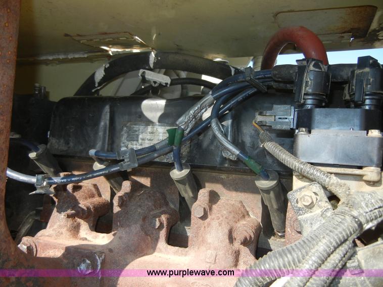 image for item A3075 1999 JLG 40H lift