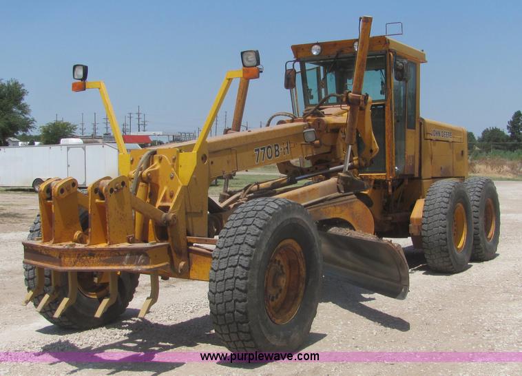 image for item A3594 John Deere 770BH motor grader