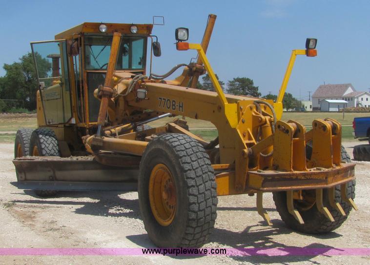image for item A3594 John Deere 770BH motor grader