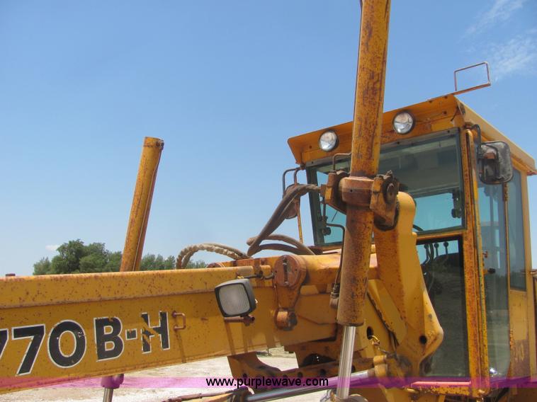 image for item A3594 John Deere 770BH motor grader
